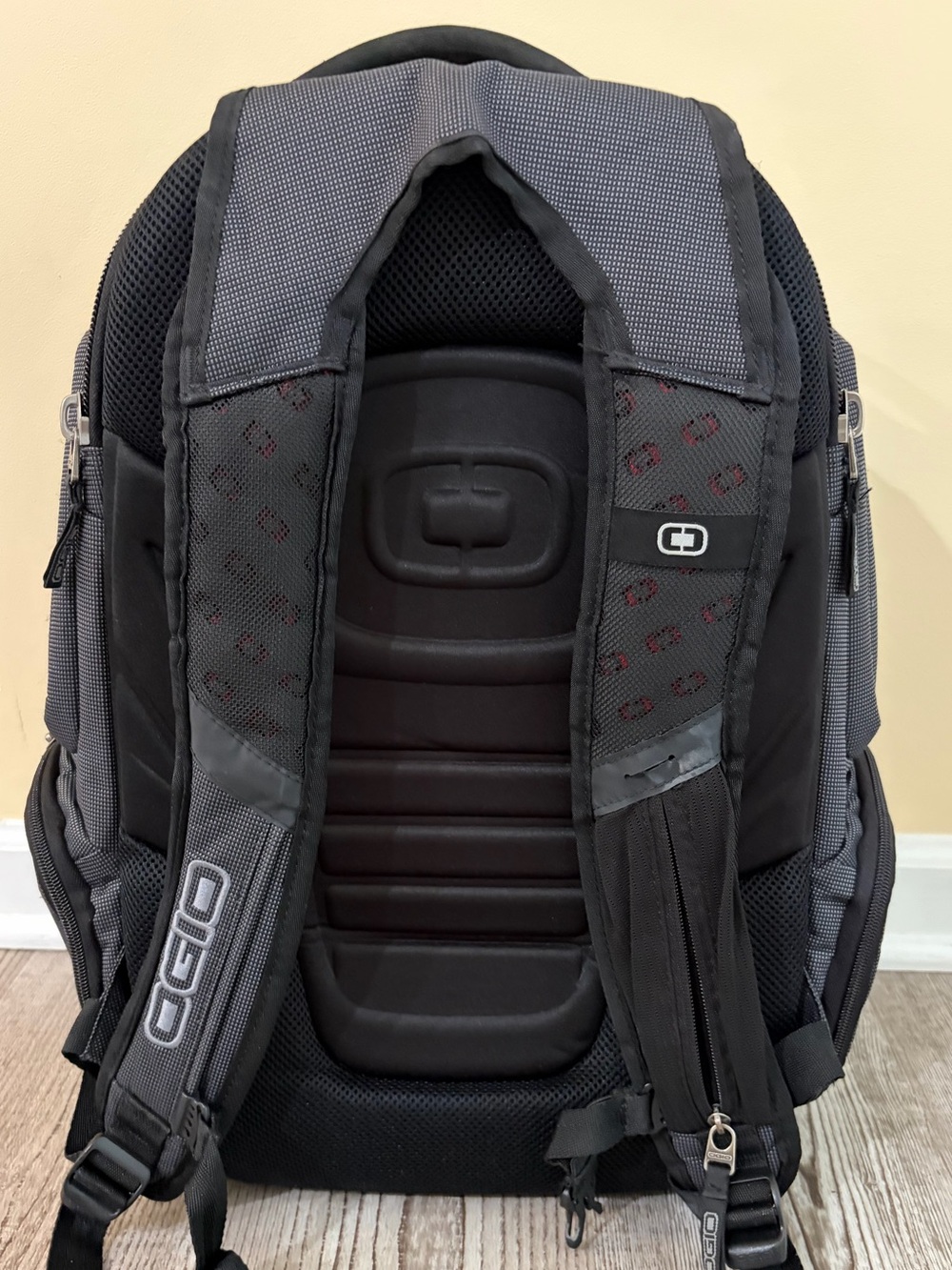 OGIO Black Multi-Pocket Backpack - Picture 2 of 8